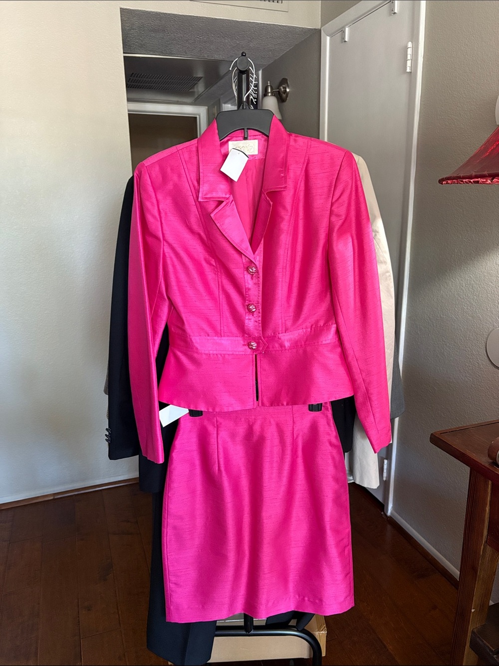 Caché - Hot Pink Women's Two-Piece Skirt Suit